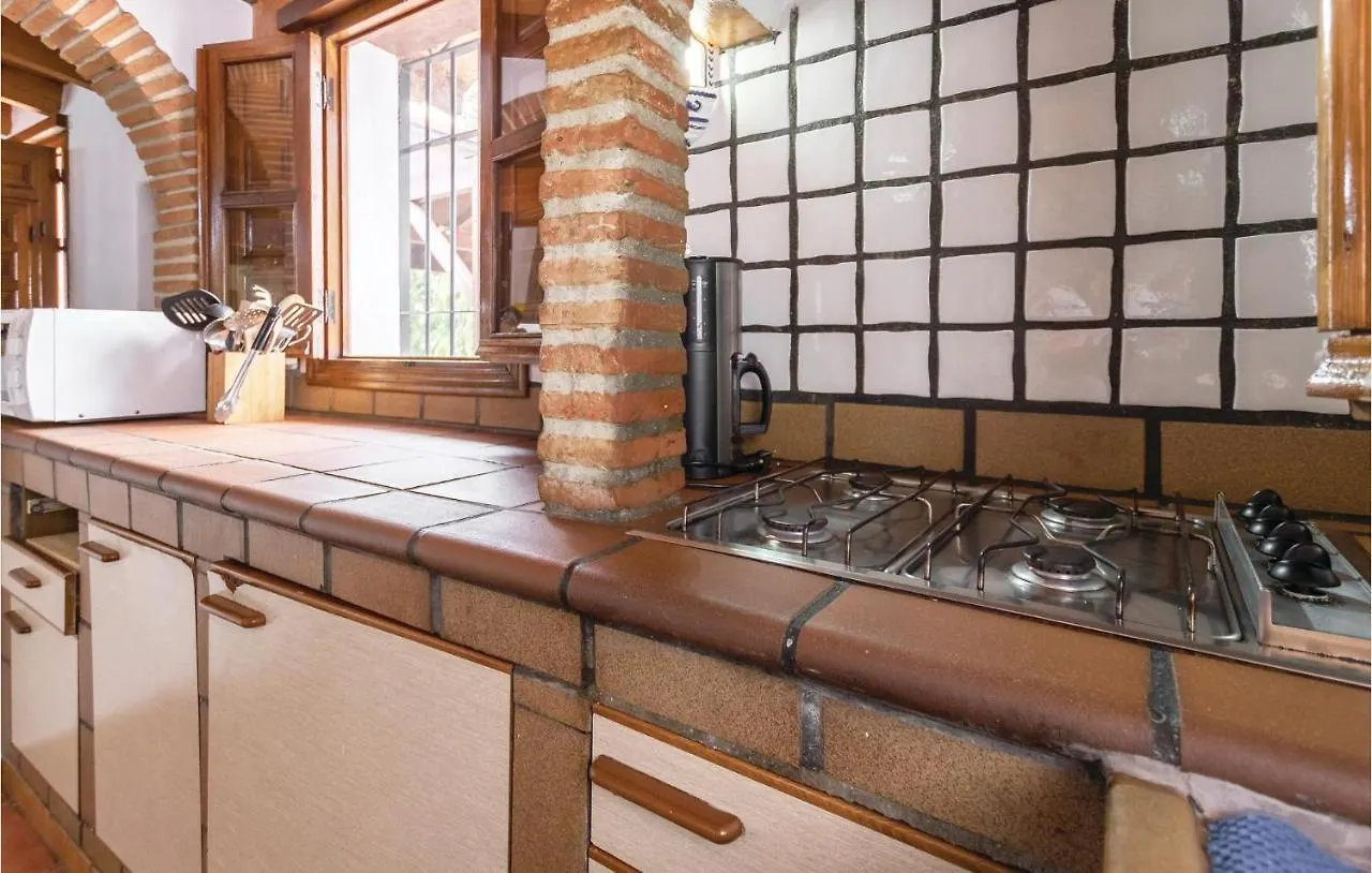 Prázdninový dům 13 Bedroom Cozy Home In Sayalonga